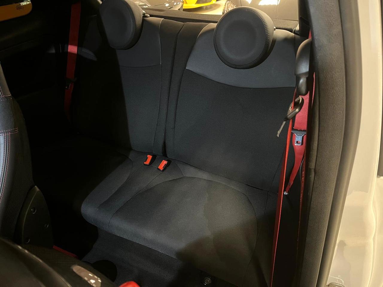 Abarth 595 1.4 Turbo T-Jet 180 CV Esseesse