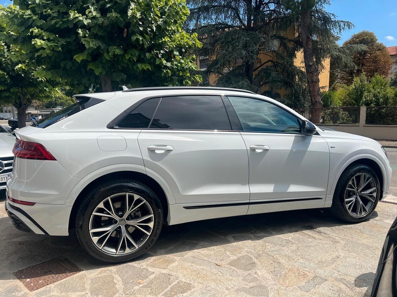 AUDI Q8 50 TDI 286cv QUATTRO TIPTRONIC SPORT