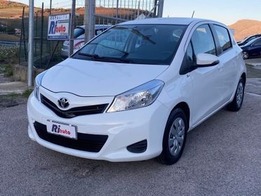 Toyota Yaris 1.0 5 porte