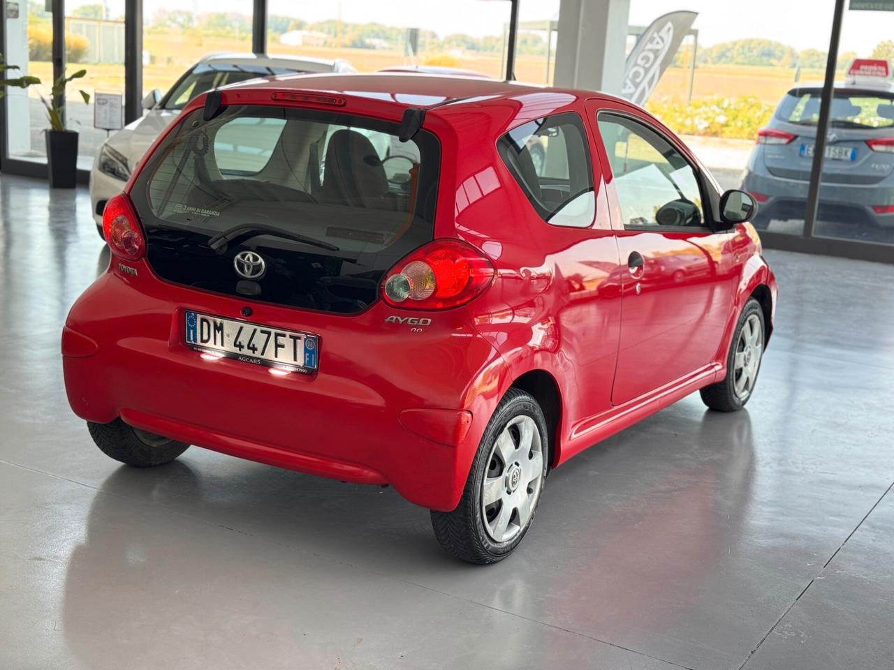Toyota Aygo 1.0 12V VVT-i 3 porte Sol
