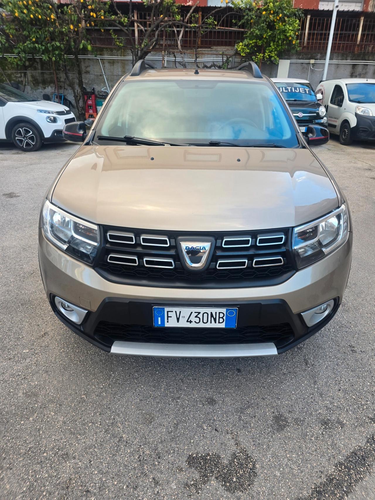 Dacia Sandero Stepway 0.9 TCe Turbo GPL 90 CV S&S Techroad