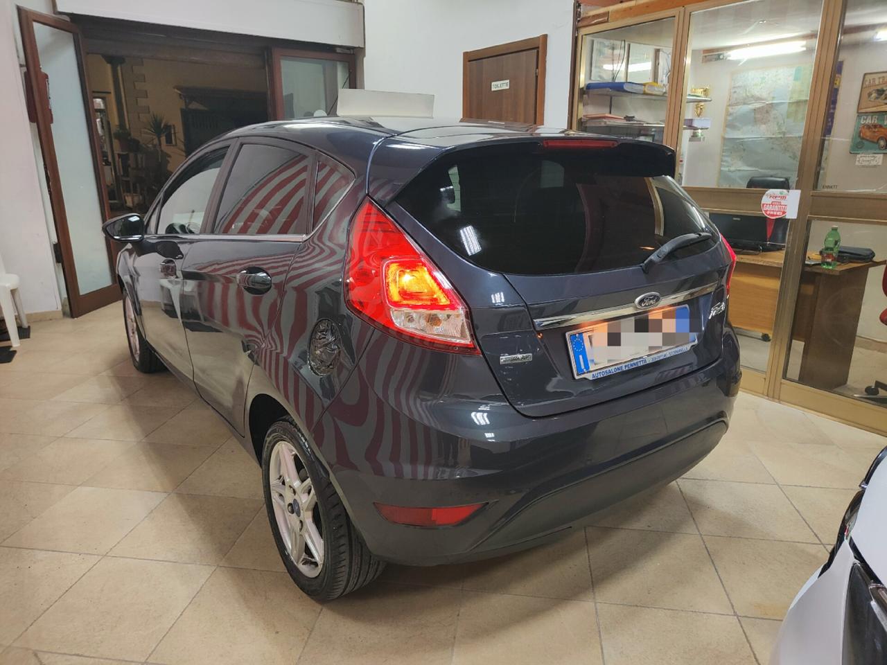 Ford Fiesta 1.5 TDCi 75CV 5 porte Titanium