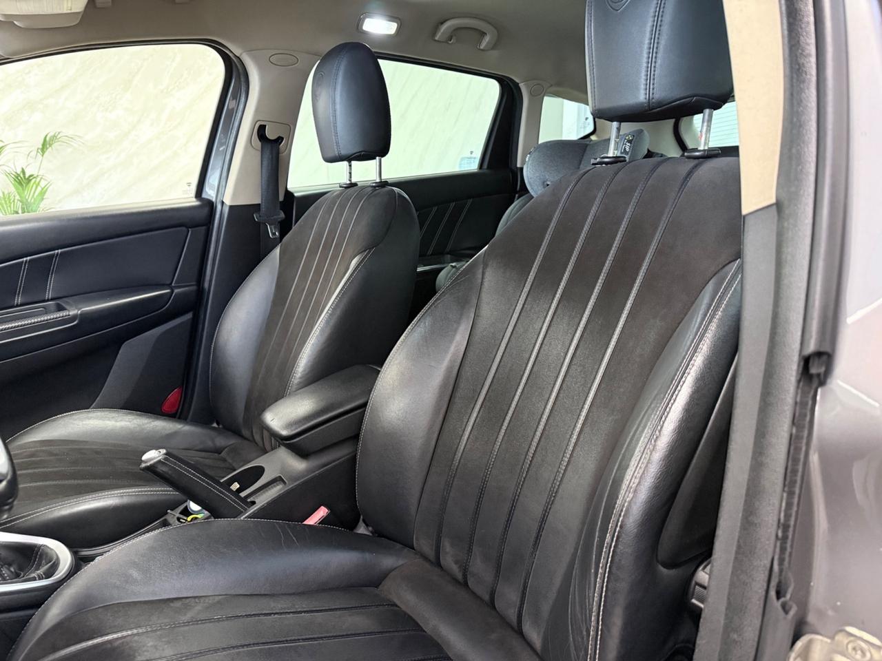 Lancia Delta 1.6 MJT DPF Platino