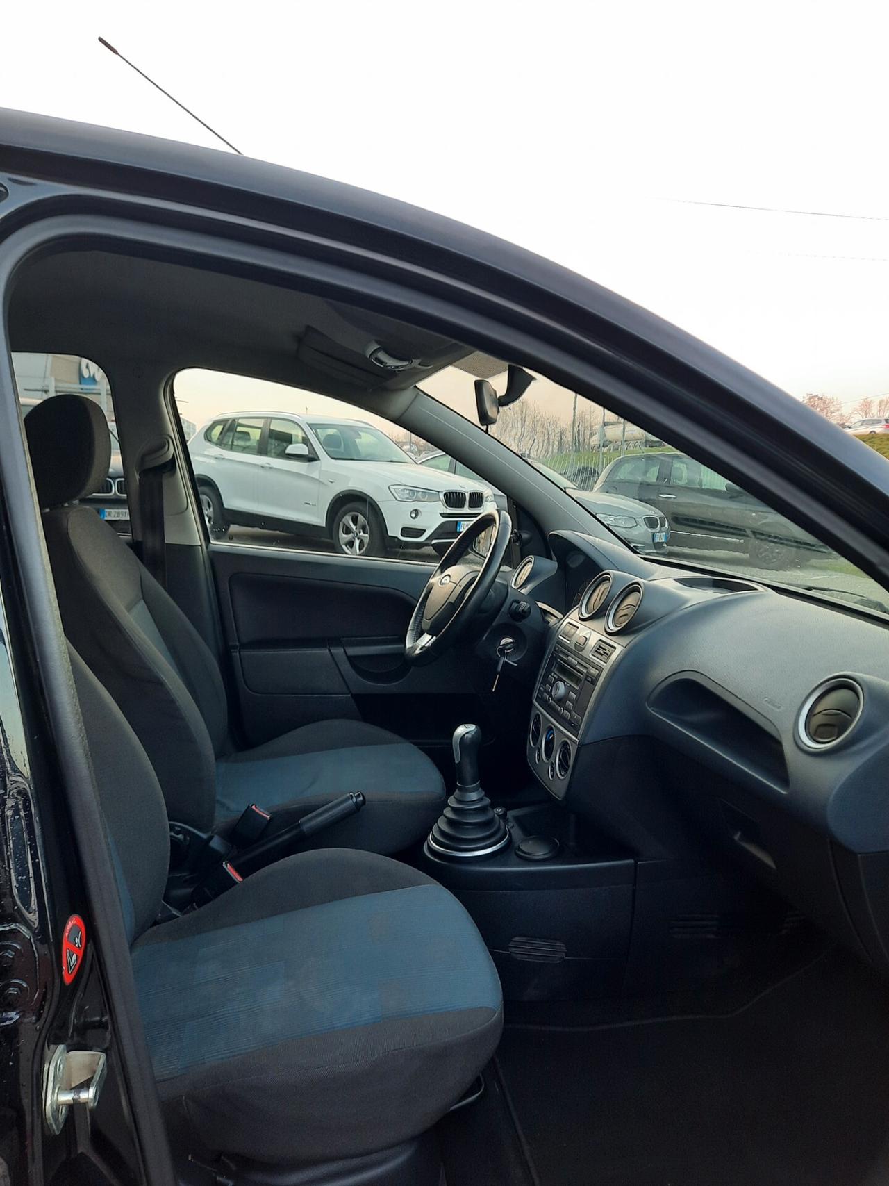 Ford Fiesta 1.4 TDCi 5p. Ghia UNICO.PRO