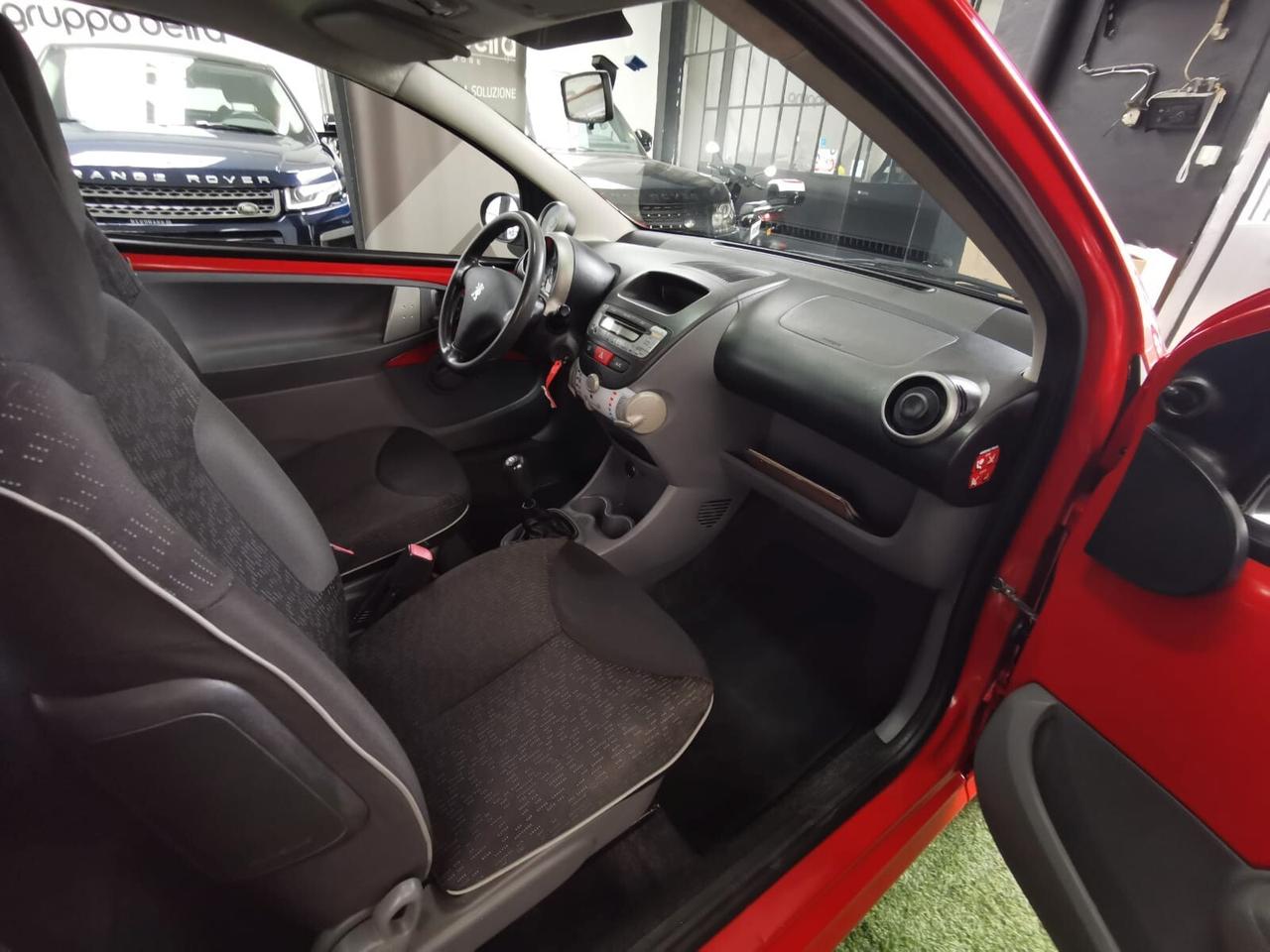 Peugeot 107 1.0 Plaisir NEOPATENTATI GARANZIA 12 MESI