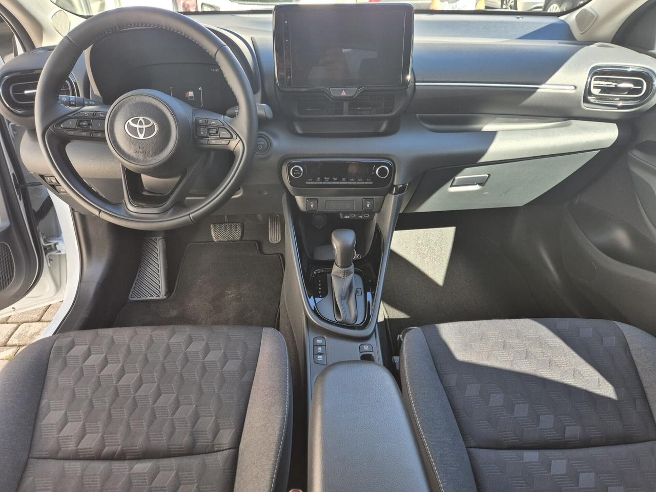 Toyota Yaris 1.5 Hybrid 5 porte Trend