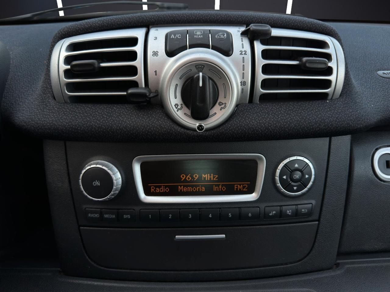 Smart ForTwo 800 40 kW coupé passion cdi