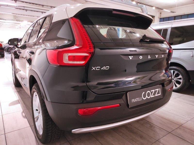 Volvo XC40 (2017-->) T2 Momentum