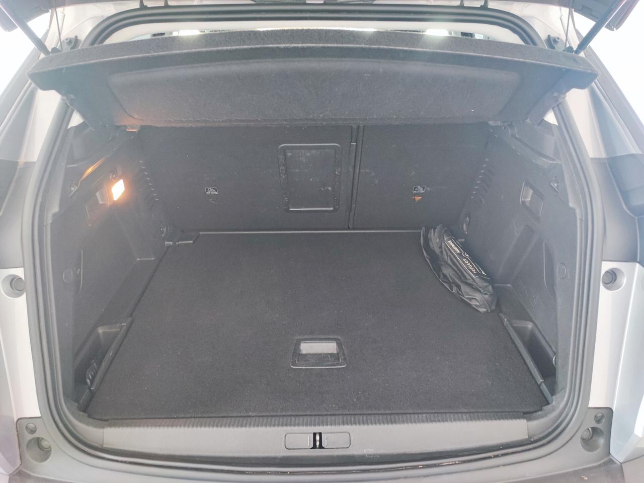 Peugeot 3008 BlueHDi 130 S&S EAT8 Active