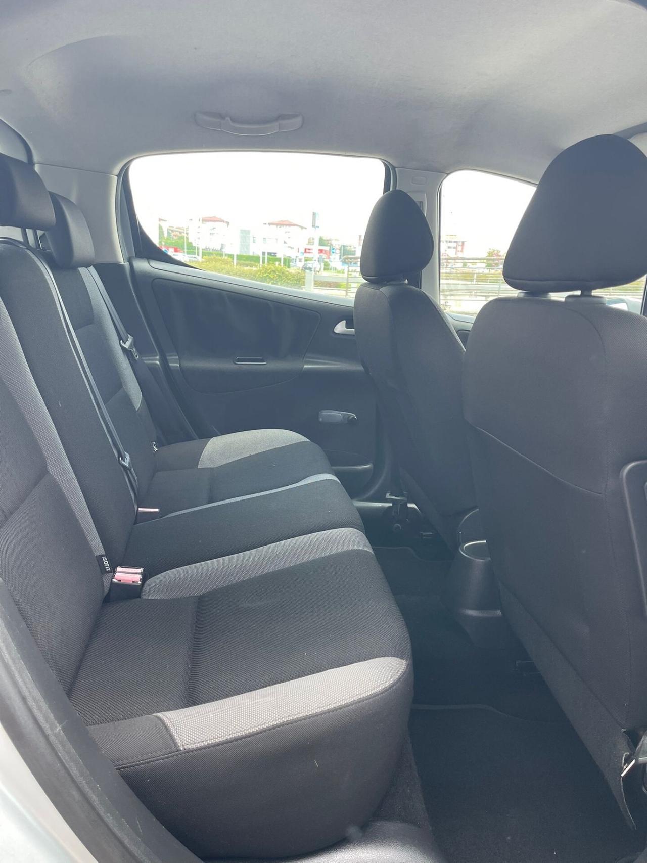 Peugeot 207 1.4 8V 75CV 5p. Energie Sport