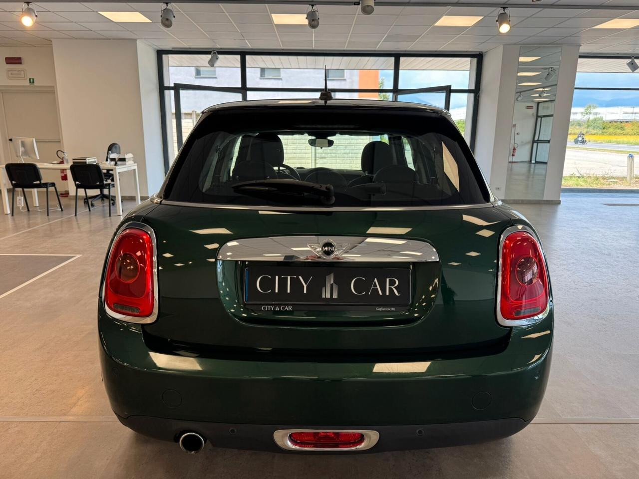 Mini 1.5 Cooper D Business XL 5 porte
