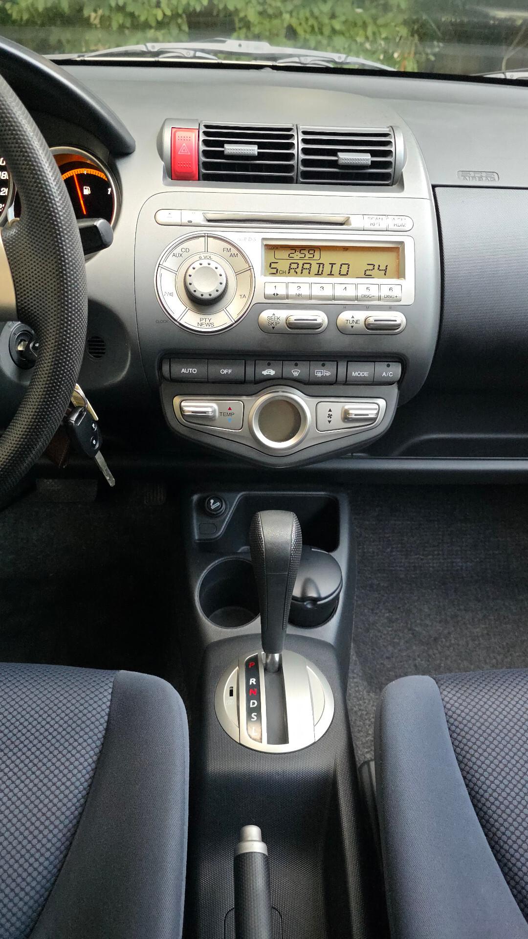 Honda Jazz 1.4 i-DSi 5p. 7 Speed CVT Graph.