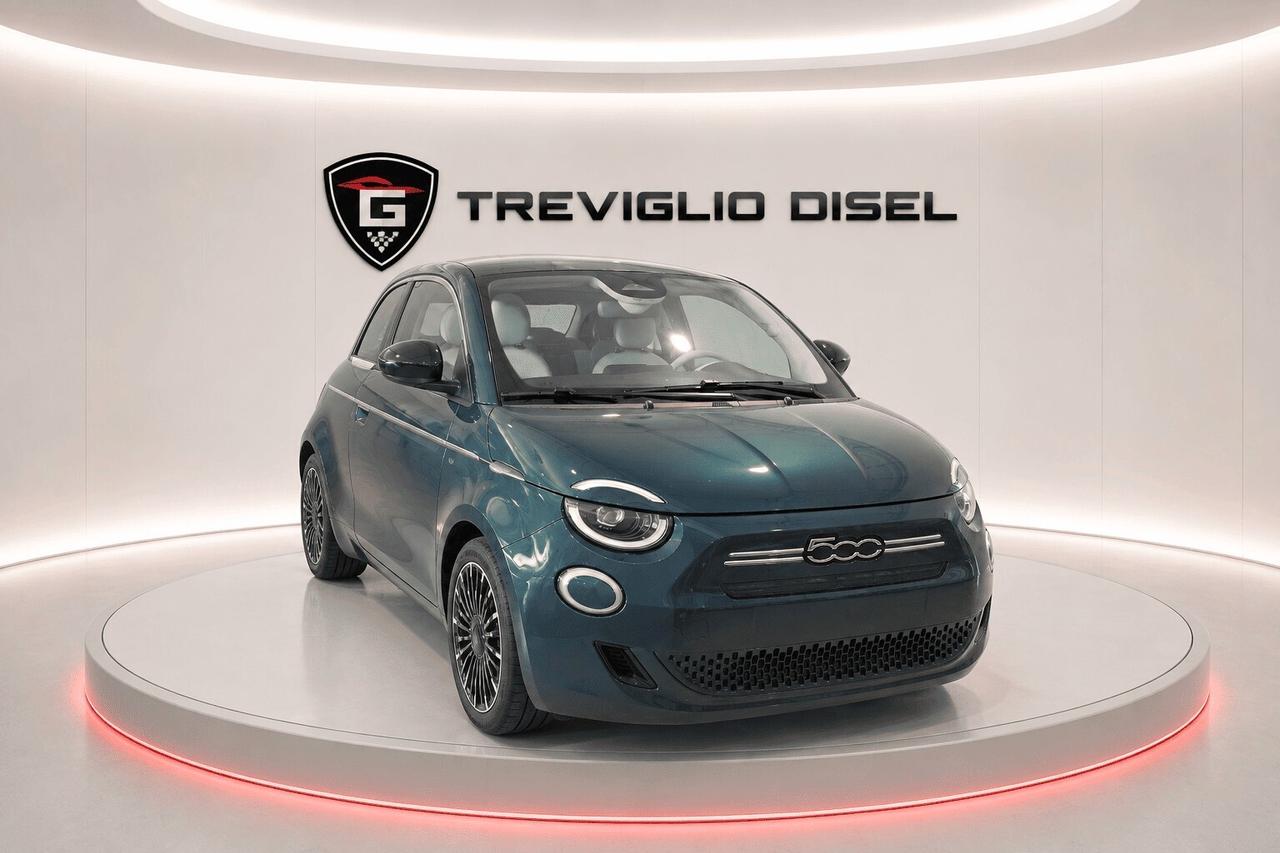Fiat 500 Berlina Hybrid La Prima KM ZERO