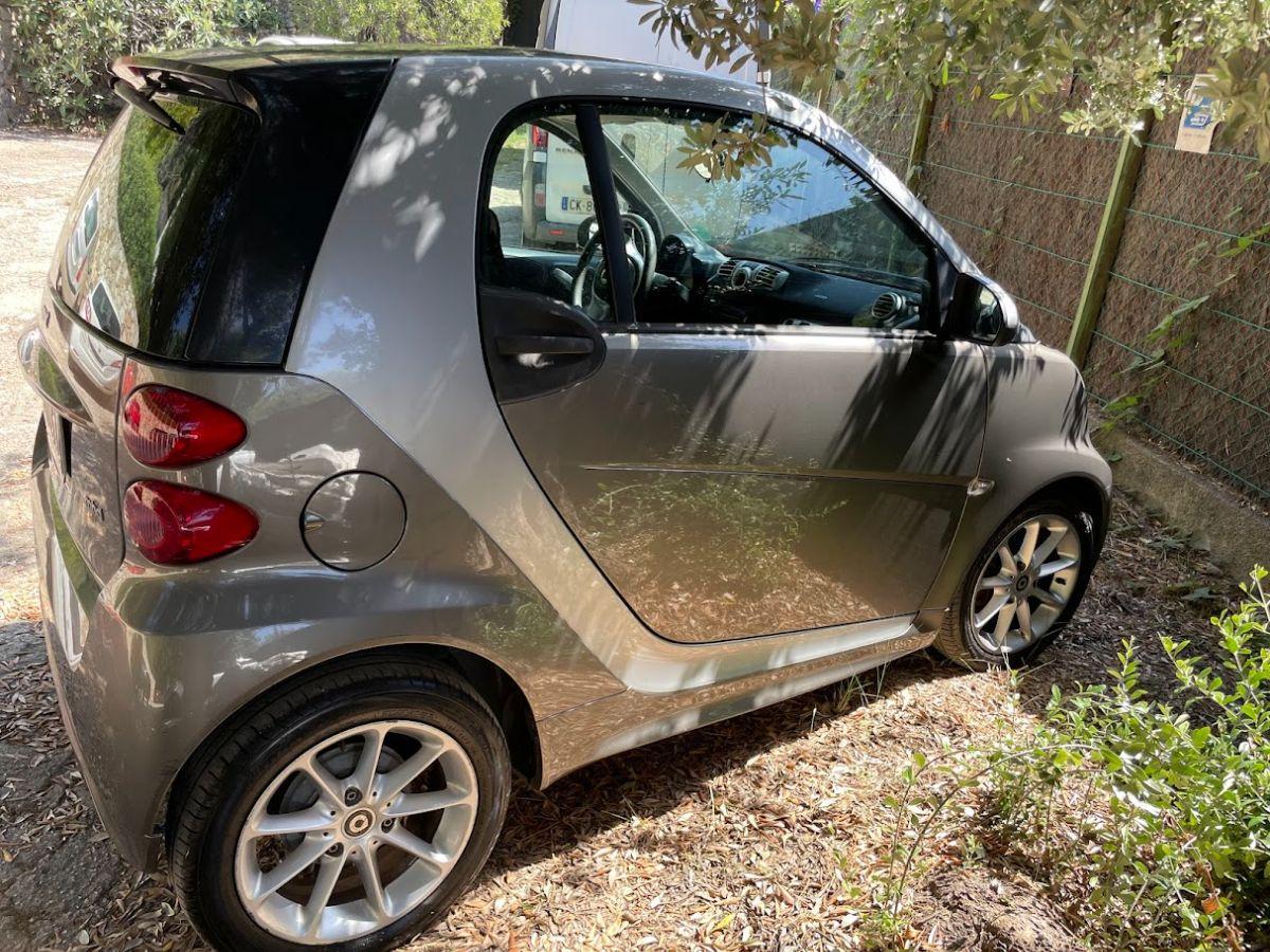 SMART - Fortwo - 1000 52 kW MHD coupé passion