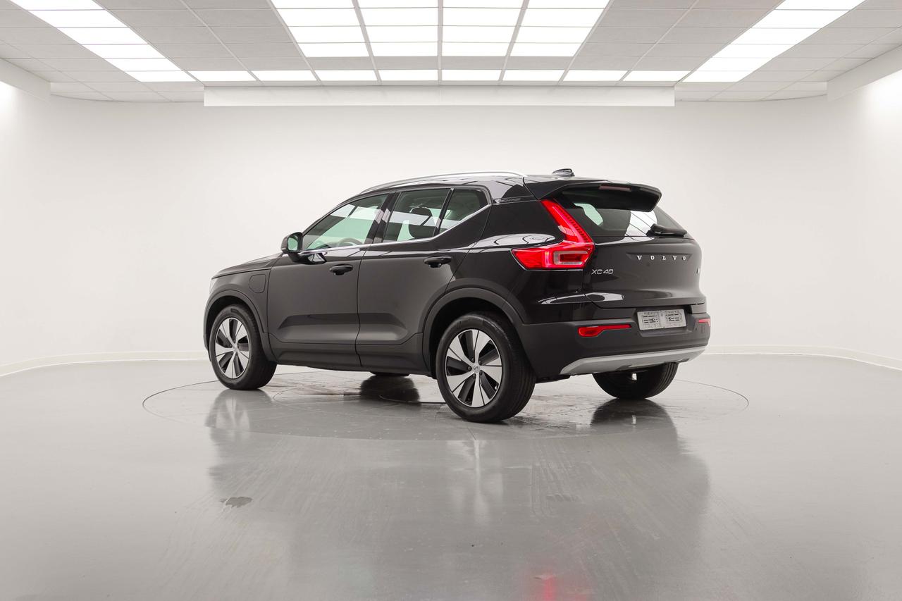 VOLVO XC40 T5 RECHARGE PLUG-IN HYBRID