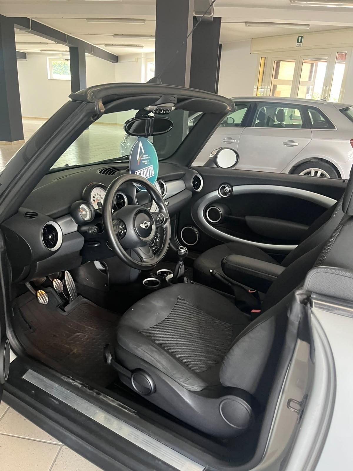 Mini 1.6 16V Cooper D Cabrio