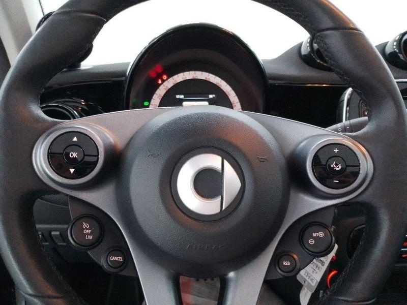 smart fortwo Cabrio eq Edition One 22kW