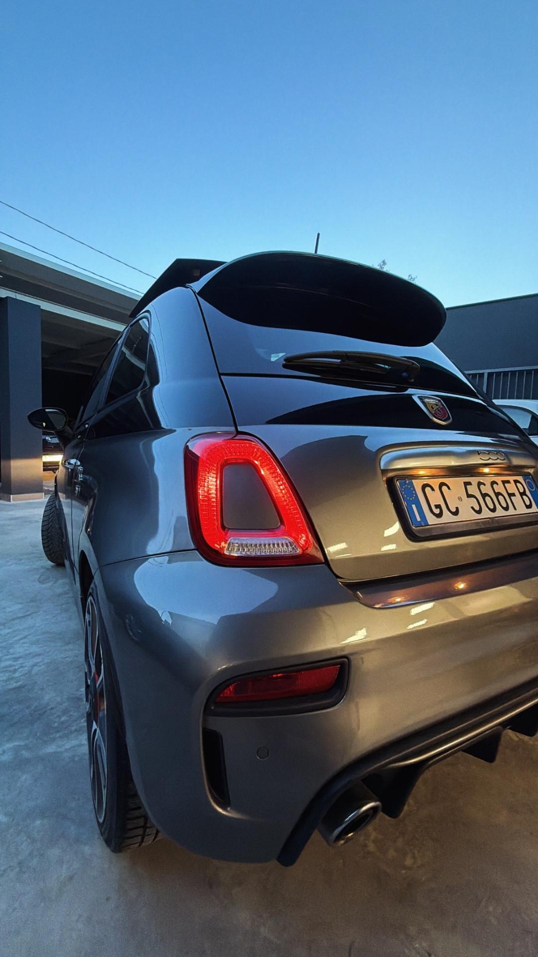 Abarth 595 C 1.4 Turbo T-Jet 165 CV Turismo