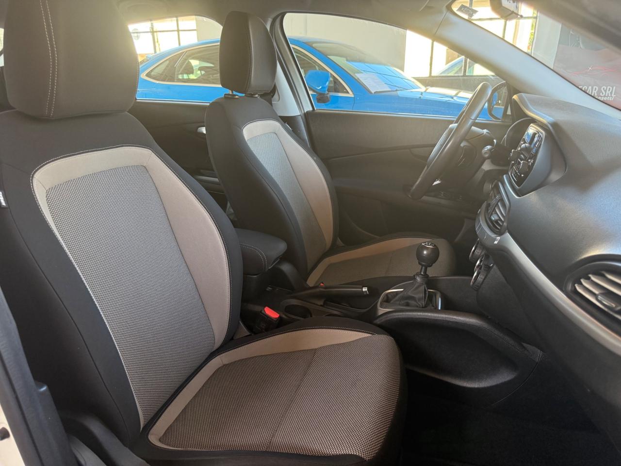 Fiat Tipo 1.4 4 porte Easy UNICOPROP DISTRIB E FRIZ NUOVE