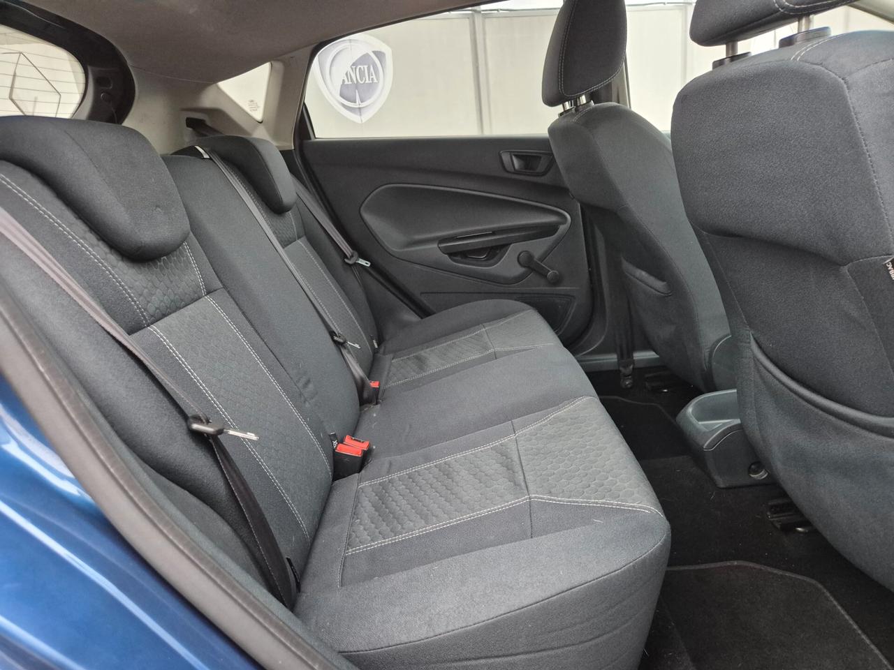 Ford Fiesta RESTAYLING 1.4 TDCi 5p. Titanium