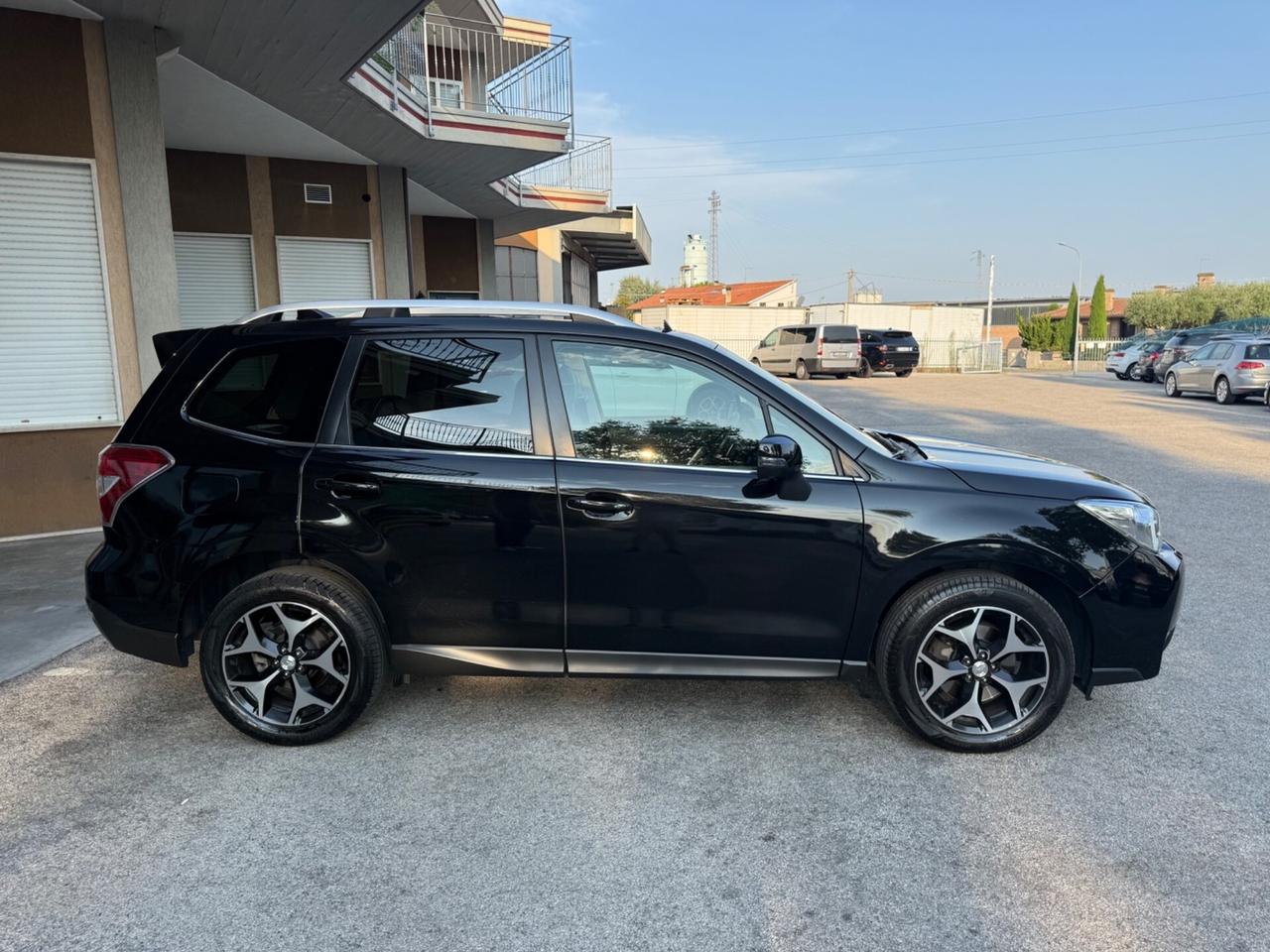 Subaru Forester 2.0D Lineartronic 146cv - 4x4