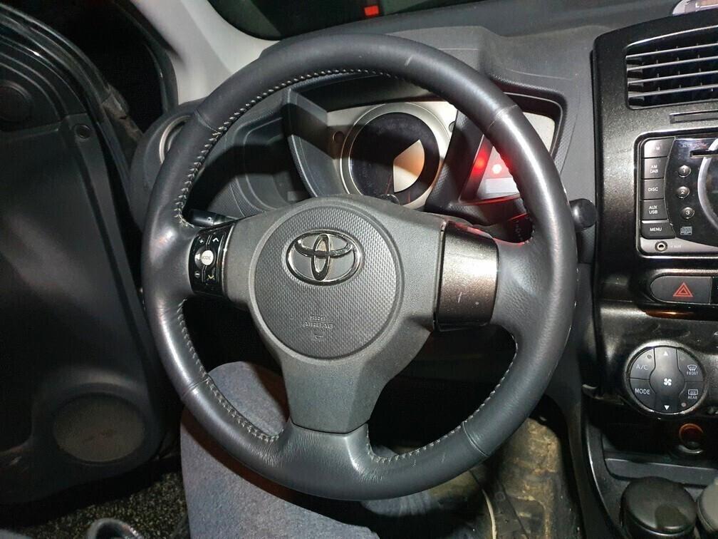 Toyota Urban Cruiser 1.4 D-4D 4WD Sol