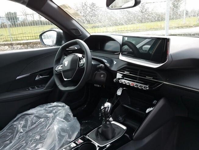 Peugeot 2008 ALLURE 100 CV