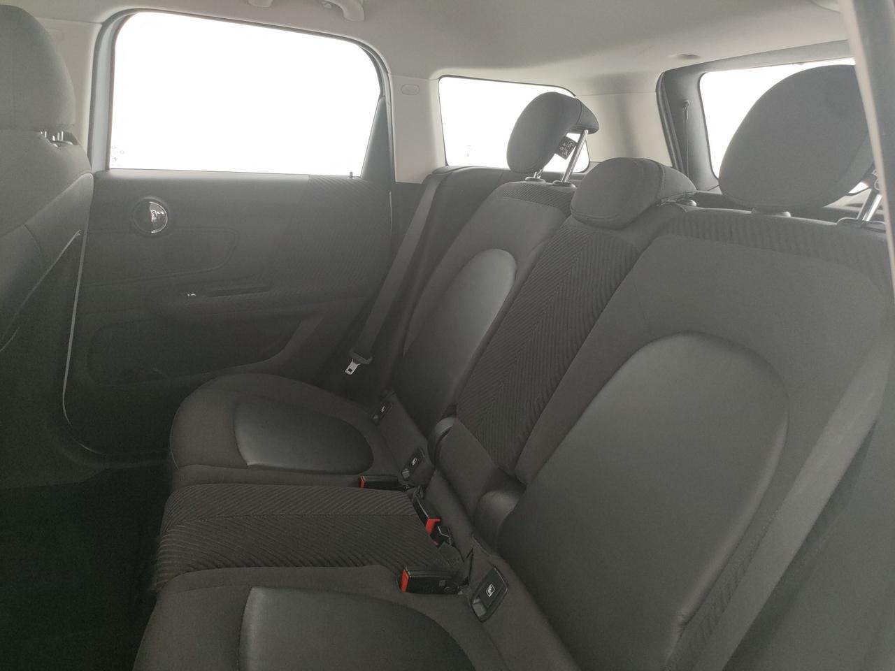 MINI Mini Countryman 1.5 One D Business auto 7m