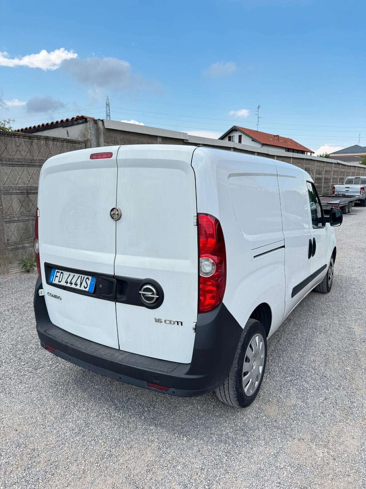 Fiat Doblo Maxi 2016