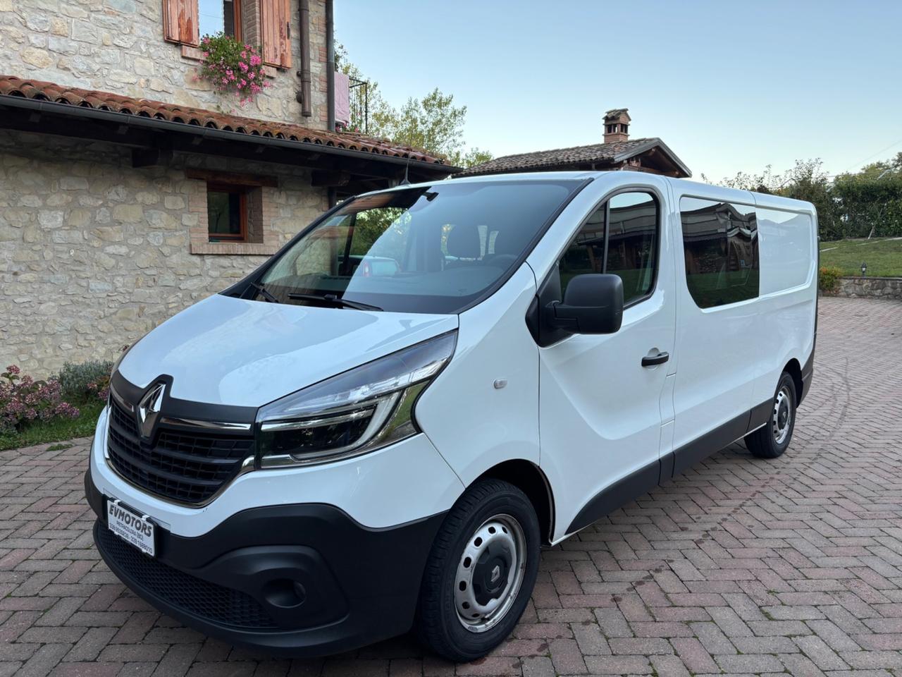 Renault Trafic T27 2.0 dCi 120CV 6 POSTI - 09/2020