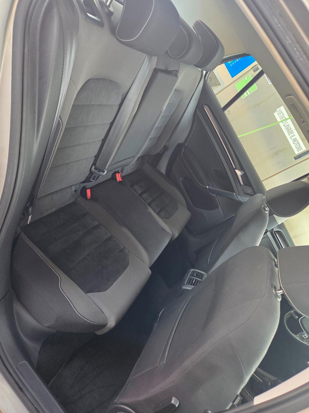 Volkswagen Golf 2.0 TDI 5p. Highline BlueMotion 2013 Technology
