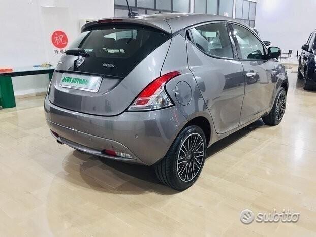 LANCIA Ypsilon 1.0 FireFly 5p. Hybrid Gold