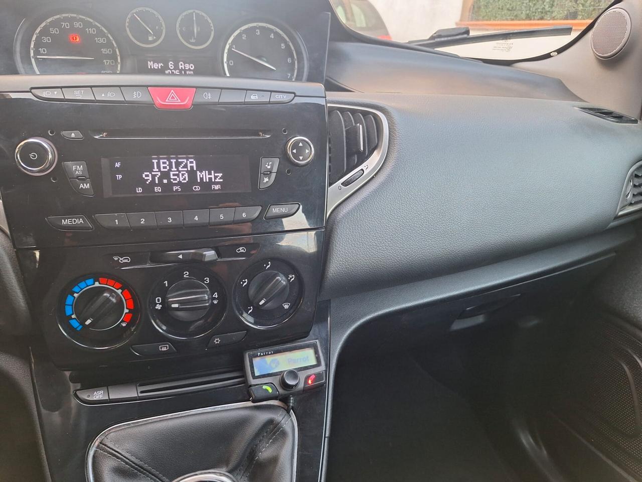 Lancia Ypsilon 1.2 69 CV 5 porte GPL Ecochic Gold
