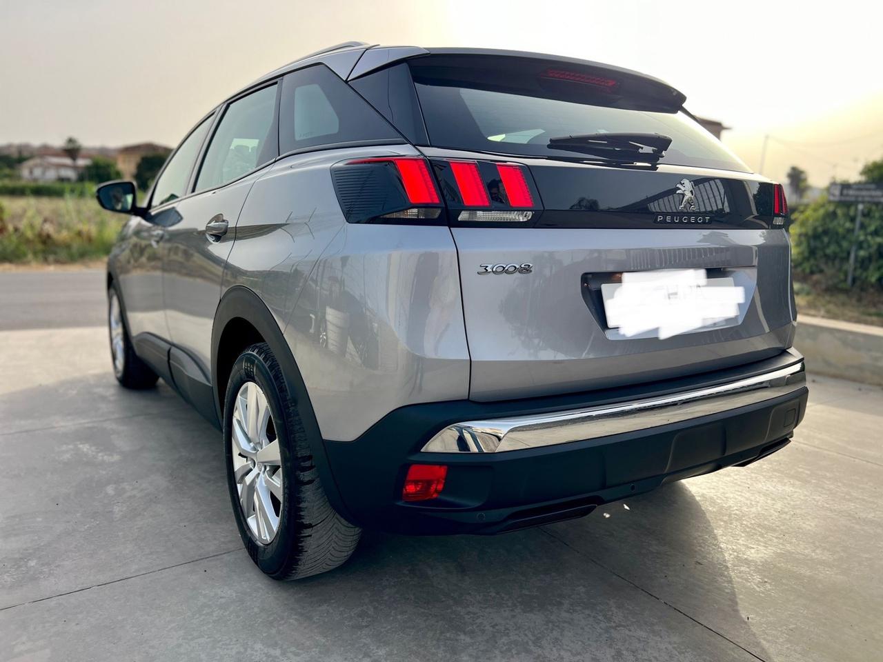 Peugeot 3008 BlueHDi 130 S&S Business