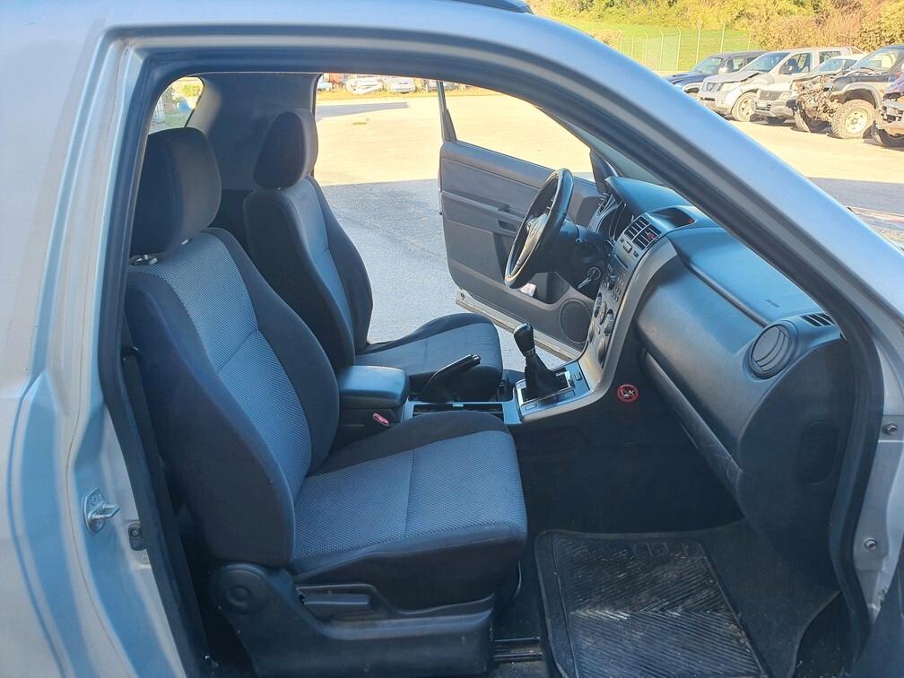 Suzuki Grand Vitara 1.6i 16V 3p. 4WD Metano