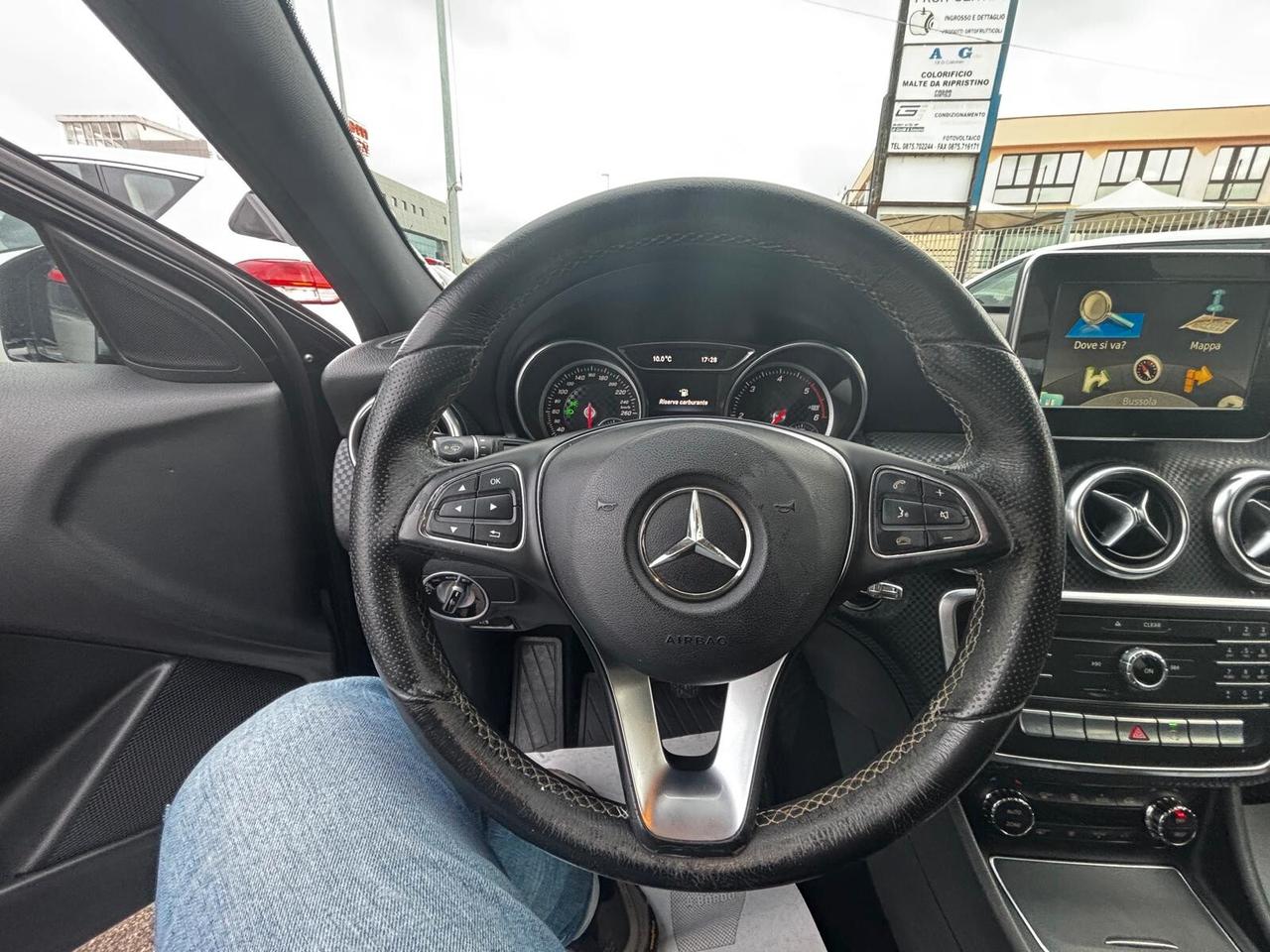 Mercedes-benz A 180 d Premium