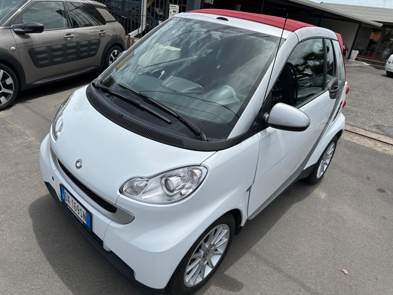 Smart ForTwo 1000 52 kW MHD cabrio passion