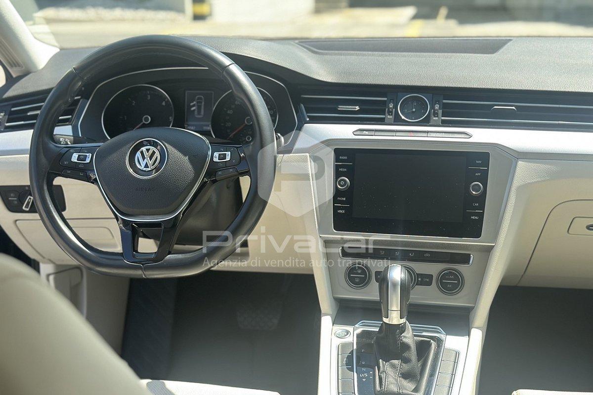 VOLKSWAGEN Passat Variant 1.6 TDI SCR DSG Business BMT