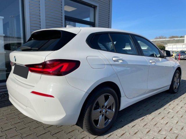 BMW 118 i 5p. Advantage
