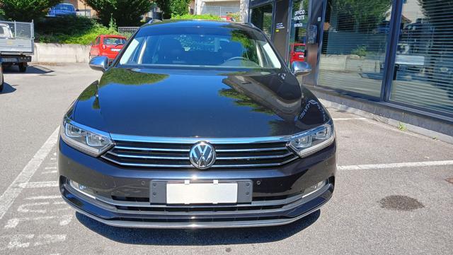 VOLKSWAGEN Passat Variant 2.0 TDI DSG Comfortline BlueMotion