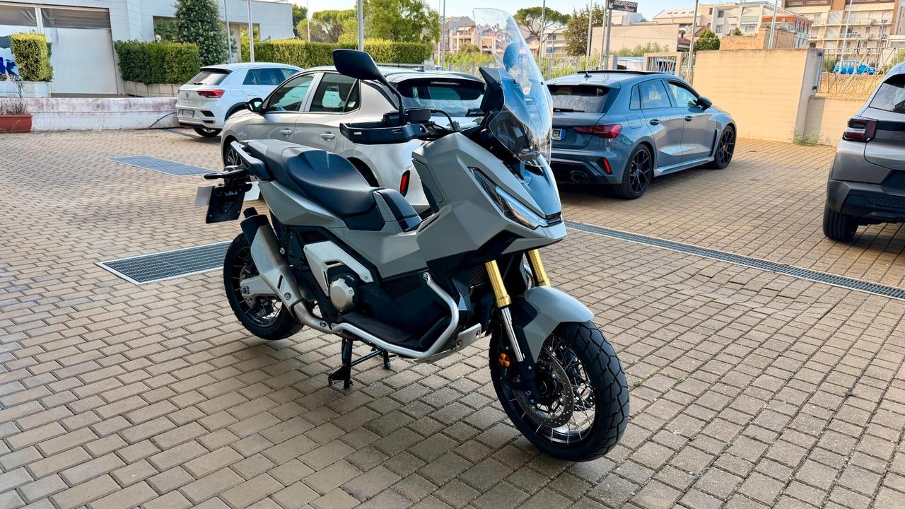 Honda X-ADV 750