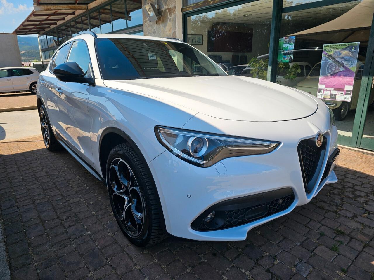 Alfa Romeo Stelvio 2.2 Turbodiesel 210 CV AT8 Q4 Executive