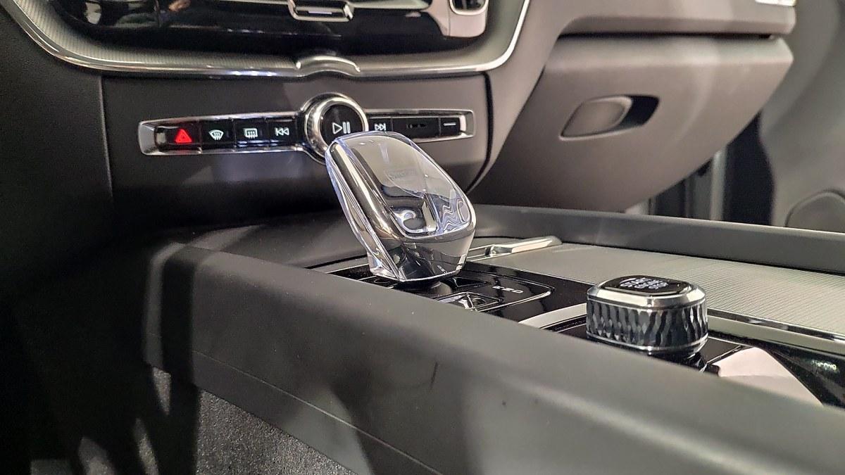 VOLVO Xc60 B5 Mild Hybrid Awd Automatico Plus Dark