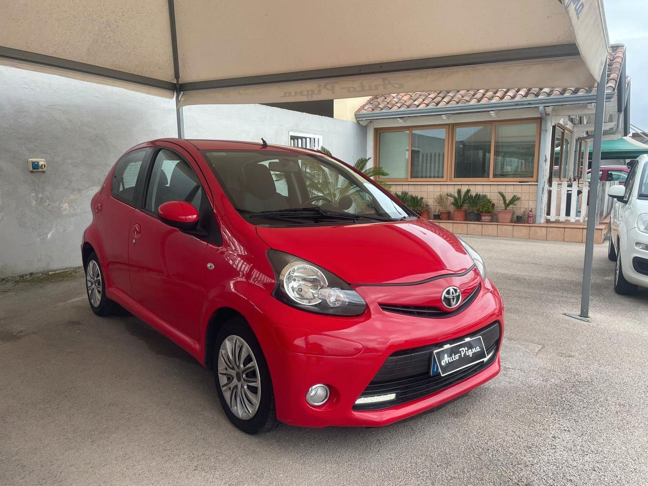 Toyota Aygo 1.0 12V VVT-i 5 porte Tobasco MMT automatica