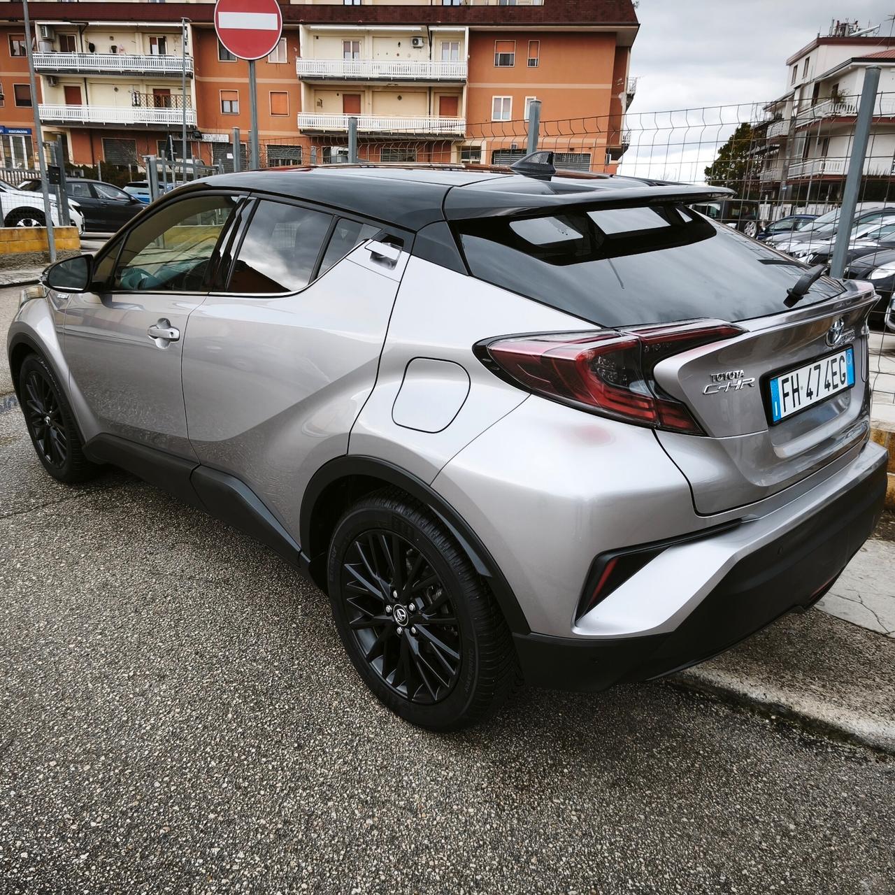 Toyota C-HR 1.8 Hybrid E-CVT Style