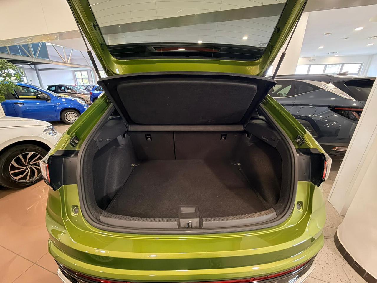 VOLKSWAGEN TAIGO 1.0 TSI 115 CV R-LINE KM 0