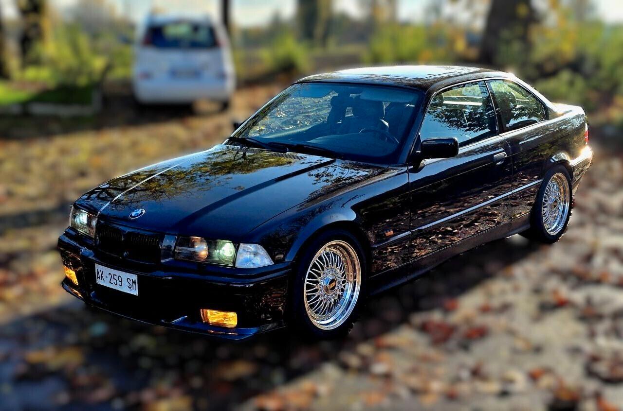 Bmw 318is Coupé FULL