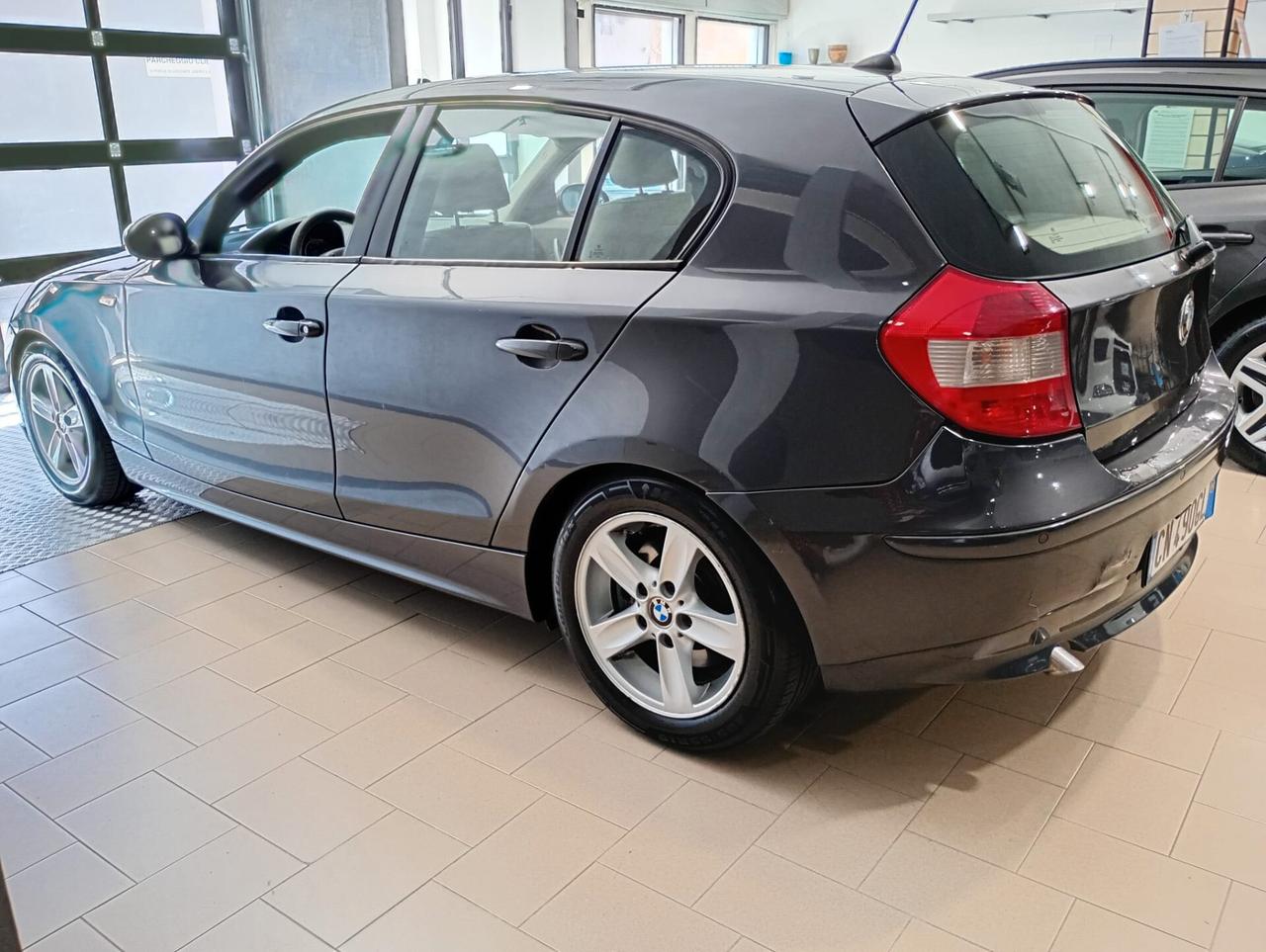 Bmw 120 120d cat 5 porte Futura