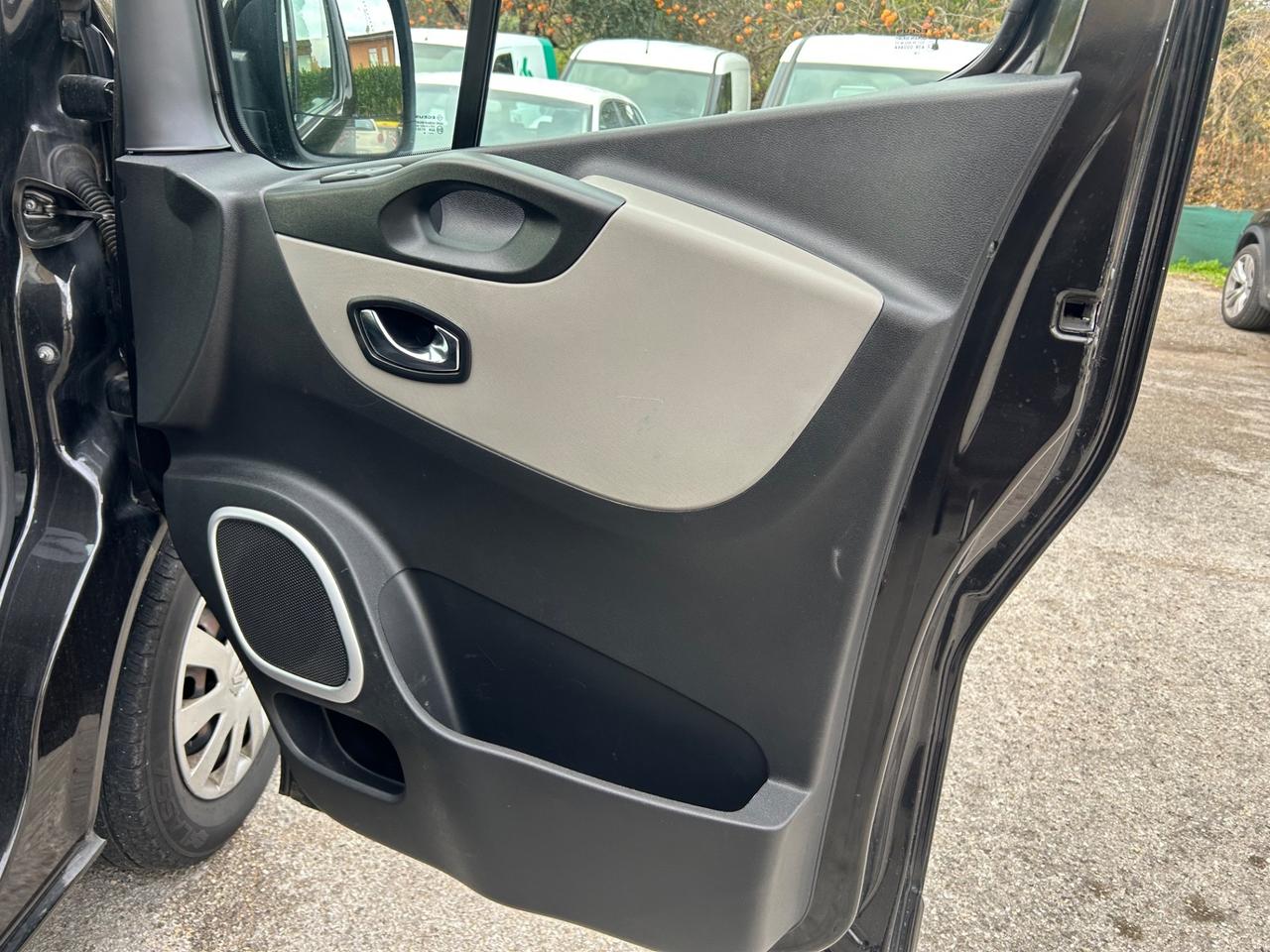 Renault Trafic T27 1.6 dCi 120CV 9 Posti Extralong Euro6