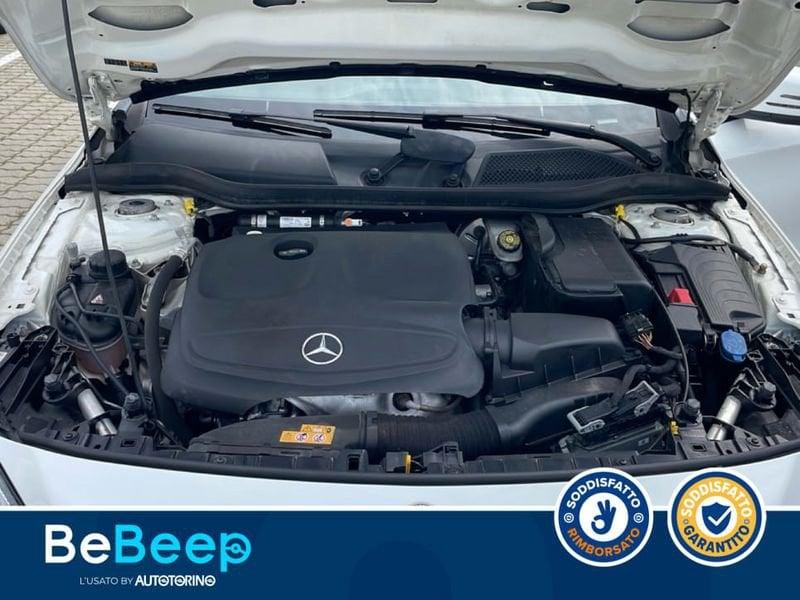 Mercedes-Benz GLA 180 SPORT AUTO